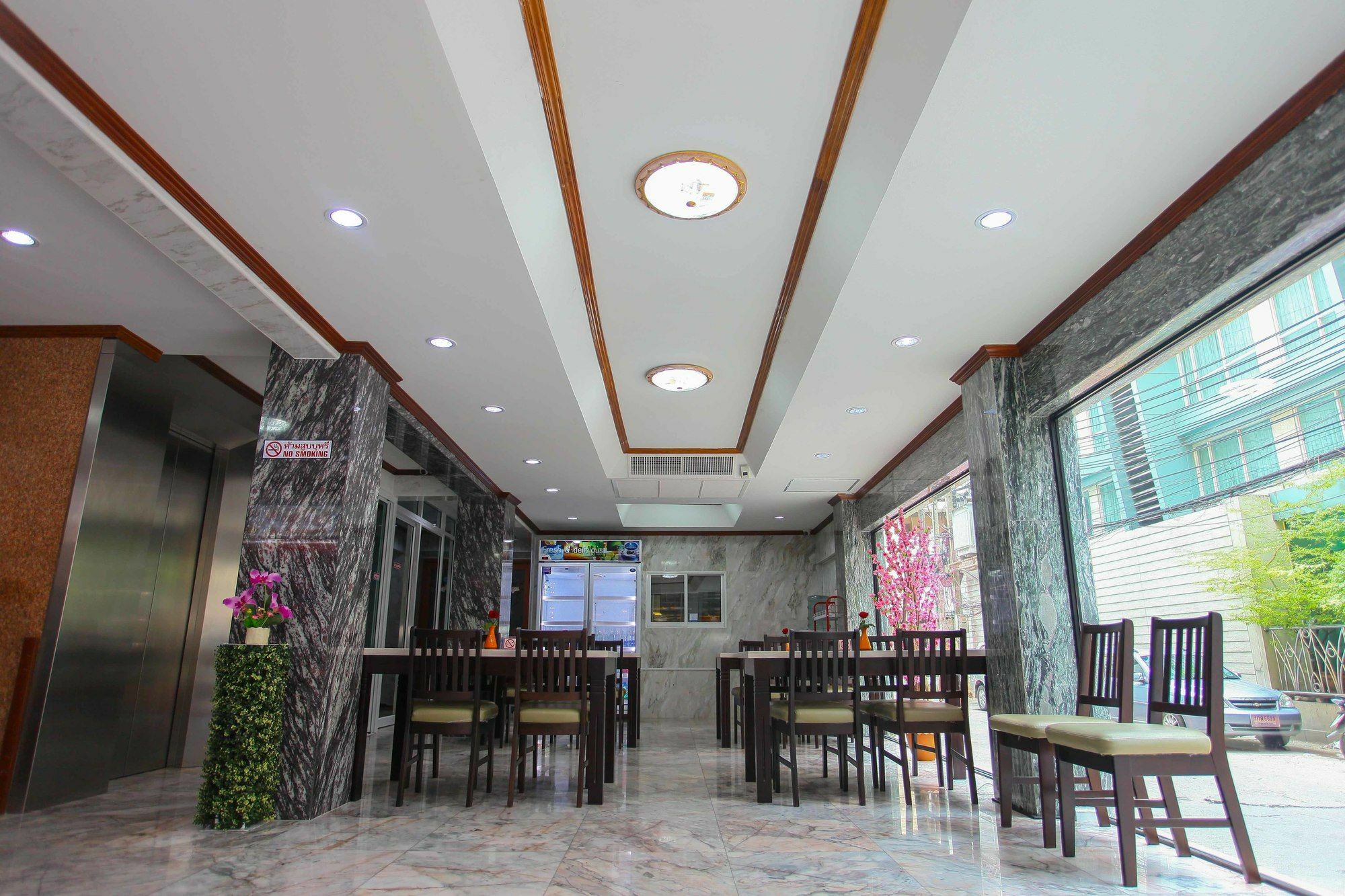Hotel Grand Omari à Bangkok Extérieur photo